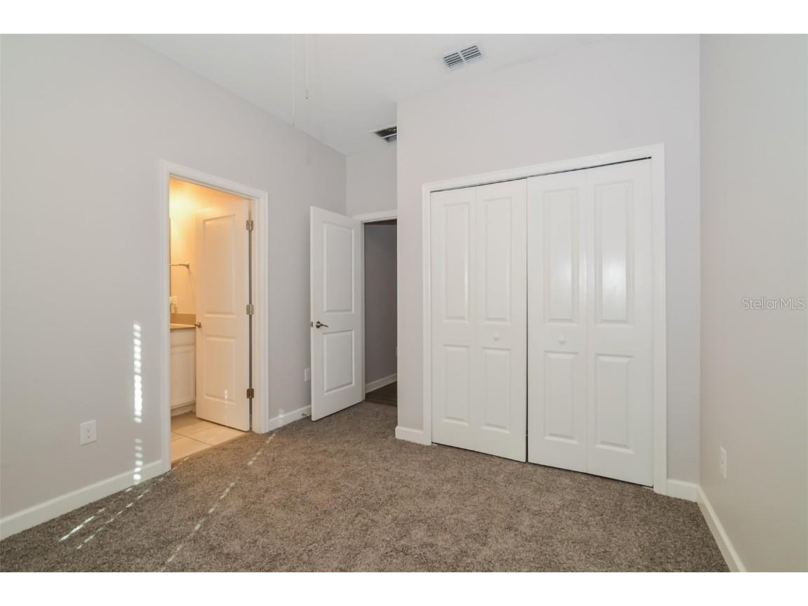 413 Brunswick Drive Davenport FL 33837 O6357162 image10