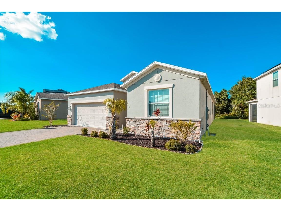 413 Brunswick Drive Davenport FL 33837 O6357162 image2