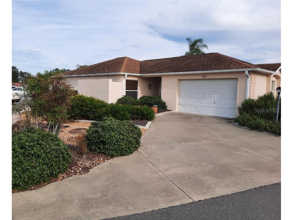 413 Calzada Court Lady Lake FL 32159 A4590848 image1