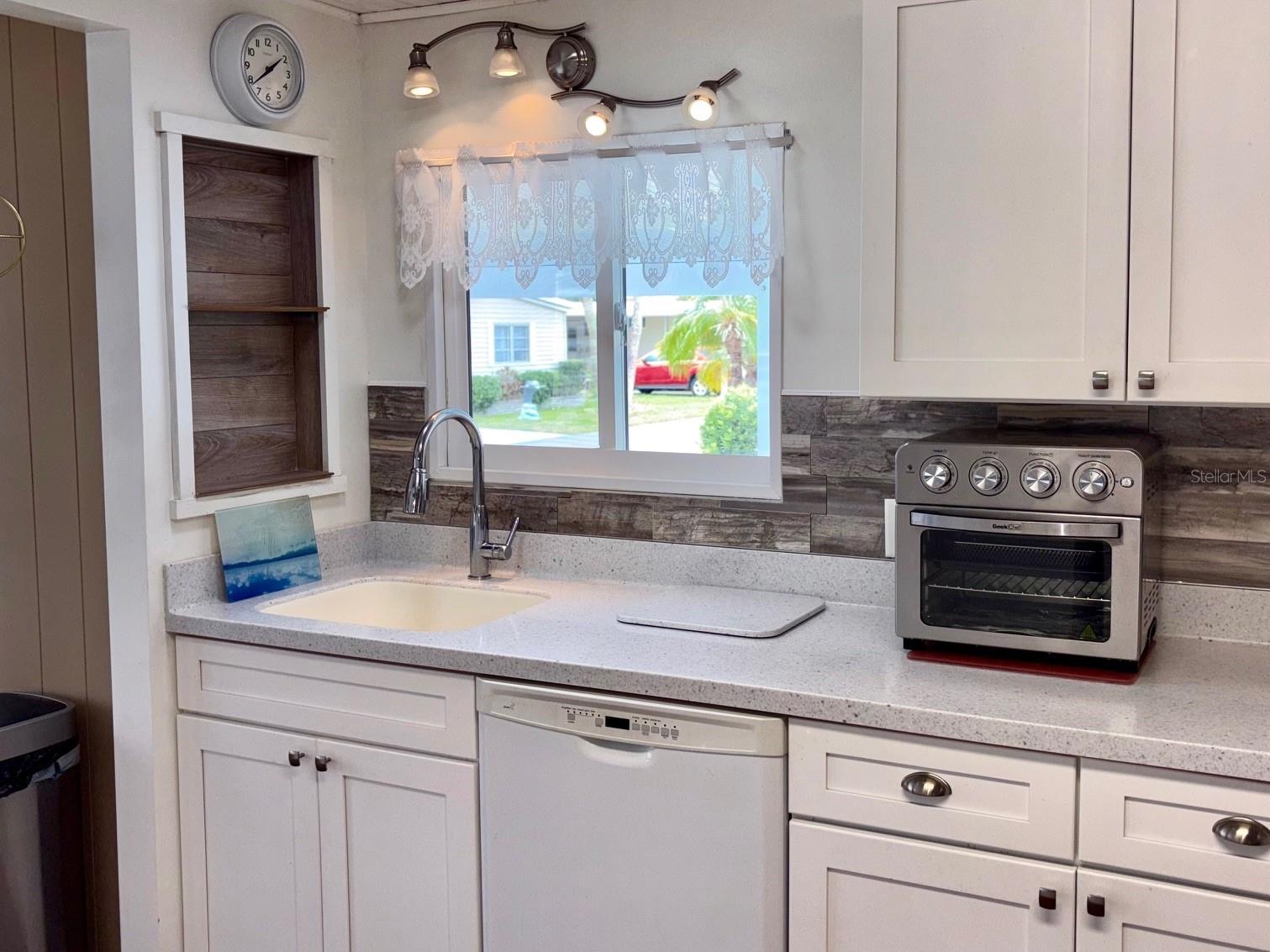 413 Cervina Drive N Venice FL 34285 N6143753 image9
