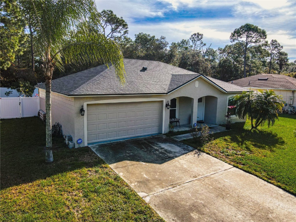 413 Courtland Boulevard Deltona FL 32738 V4934062 image1