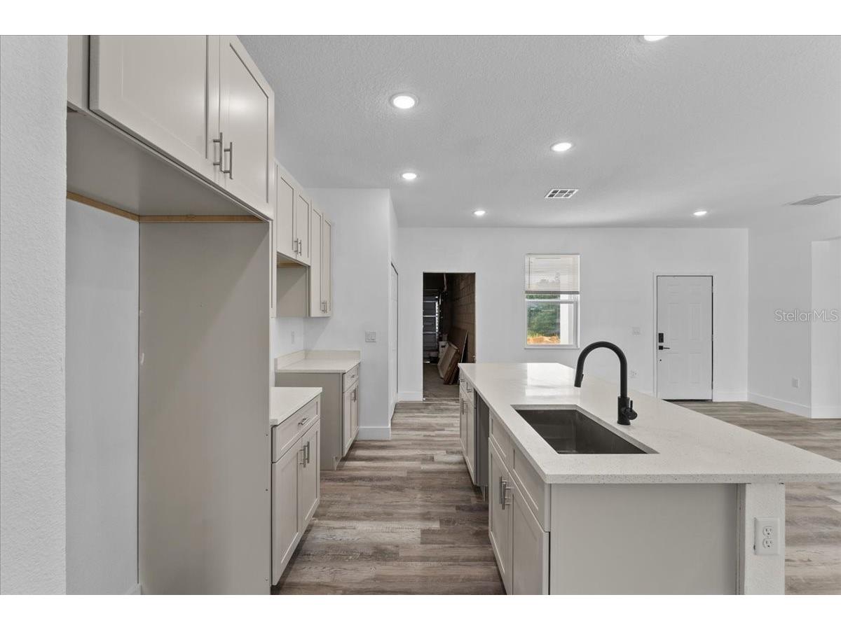 413 E Main Street Avon Park FL 33825 O6347044 image11