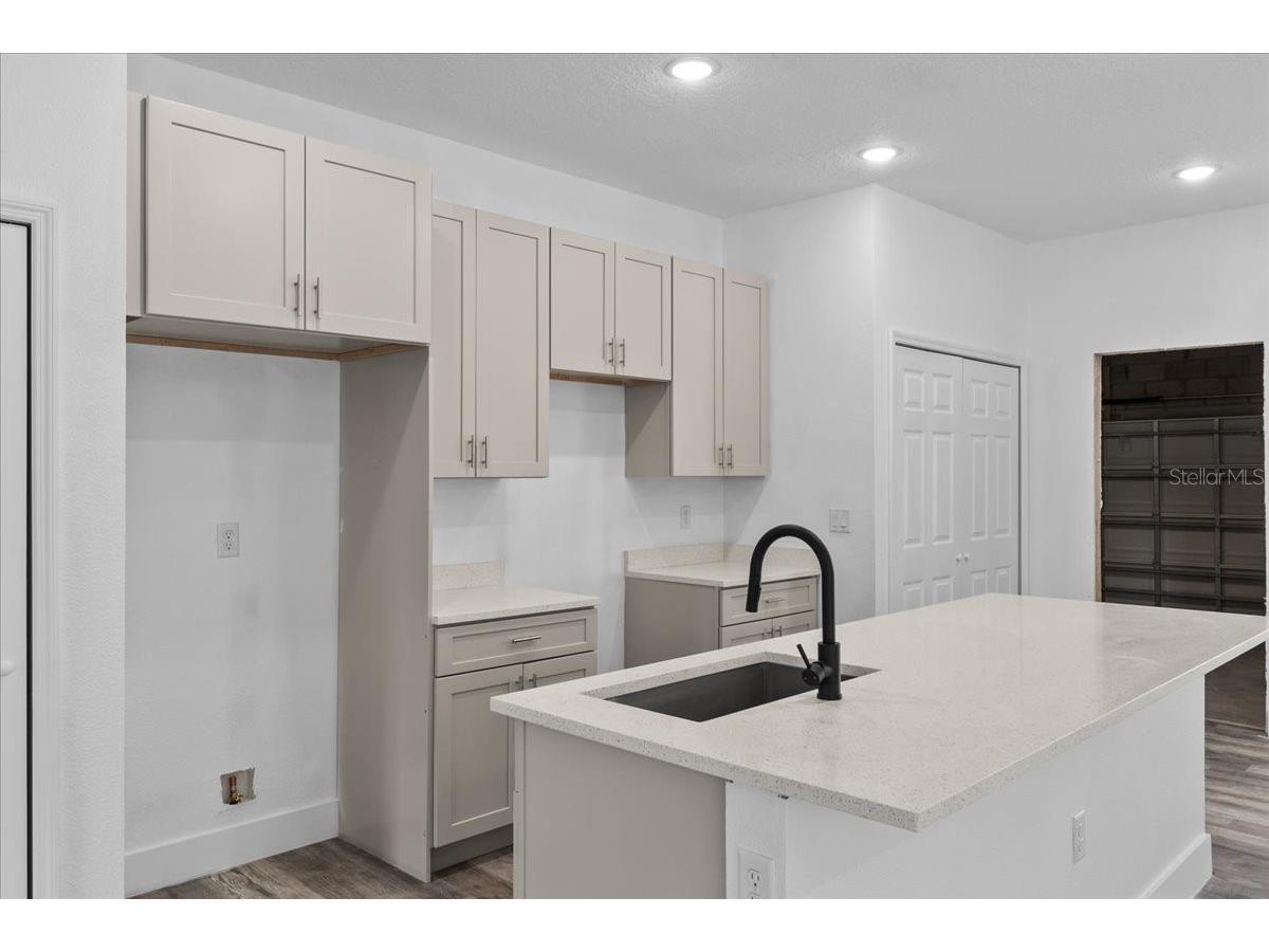 413 E Main Street Avon Park FL 33825 O6347044 image9