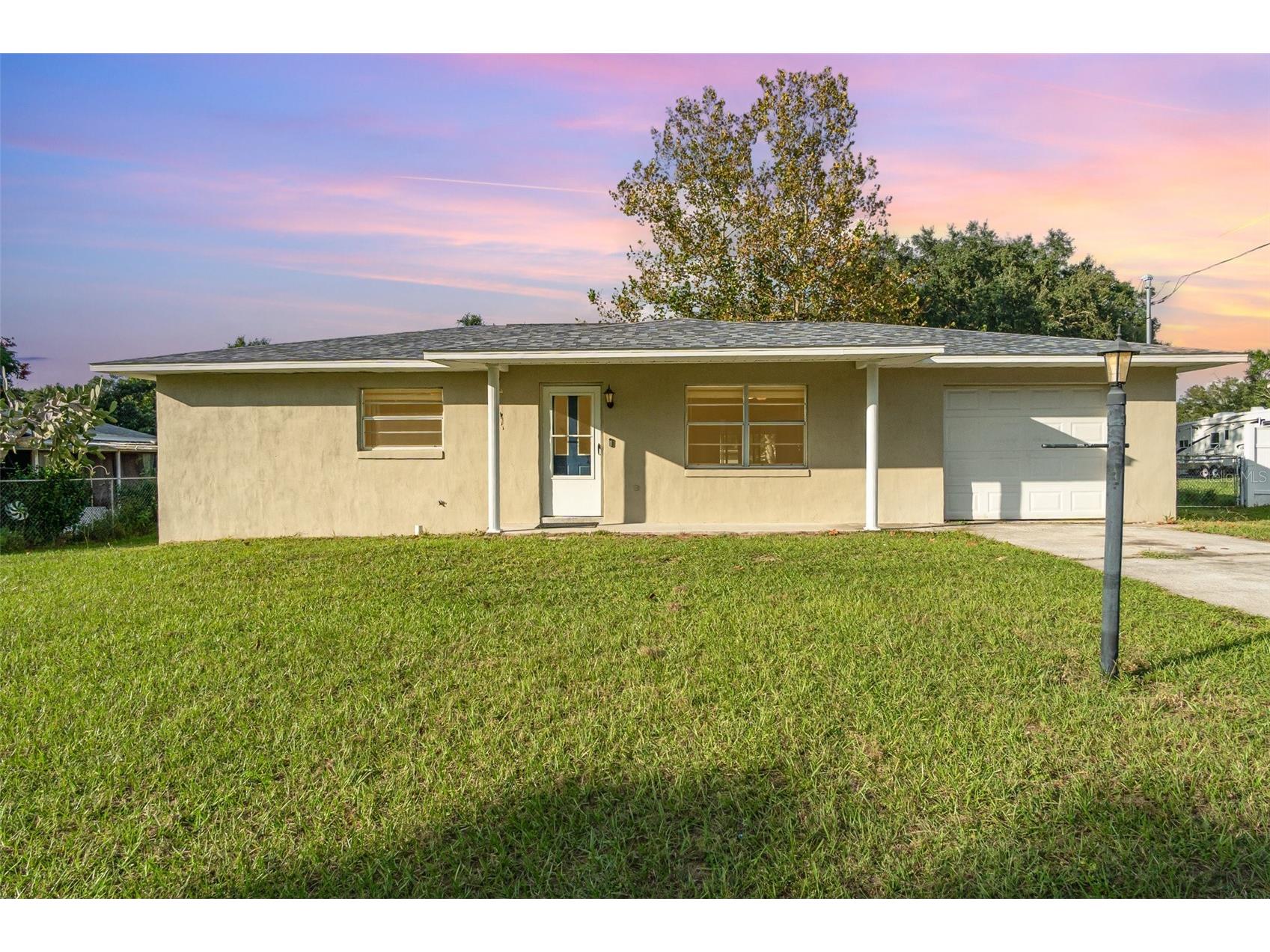 413 First Drive Lady Lake FL 32159 TB8440480 image1