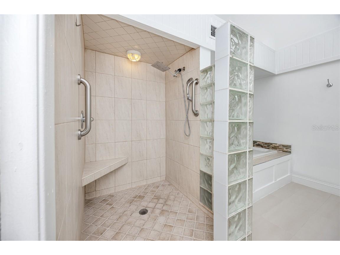 413 Haven Point Drive Treasure Island FL 33706 - BOCA CIEGA BAY TB8451306 image26