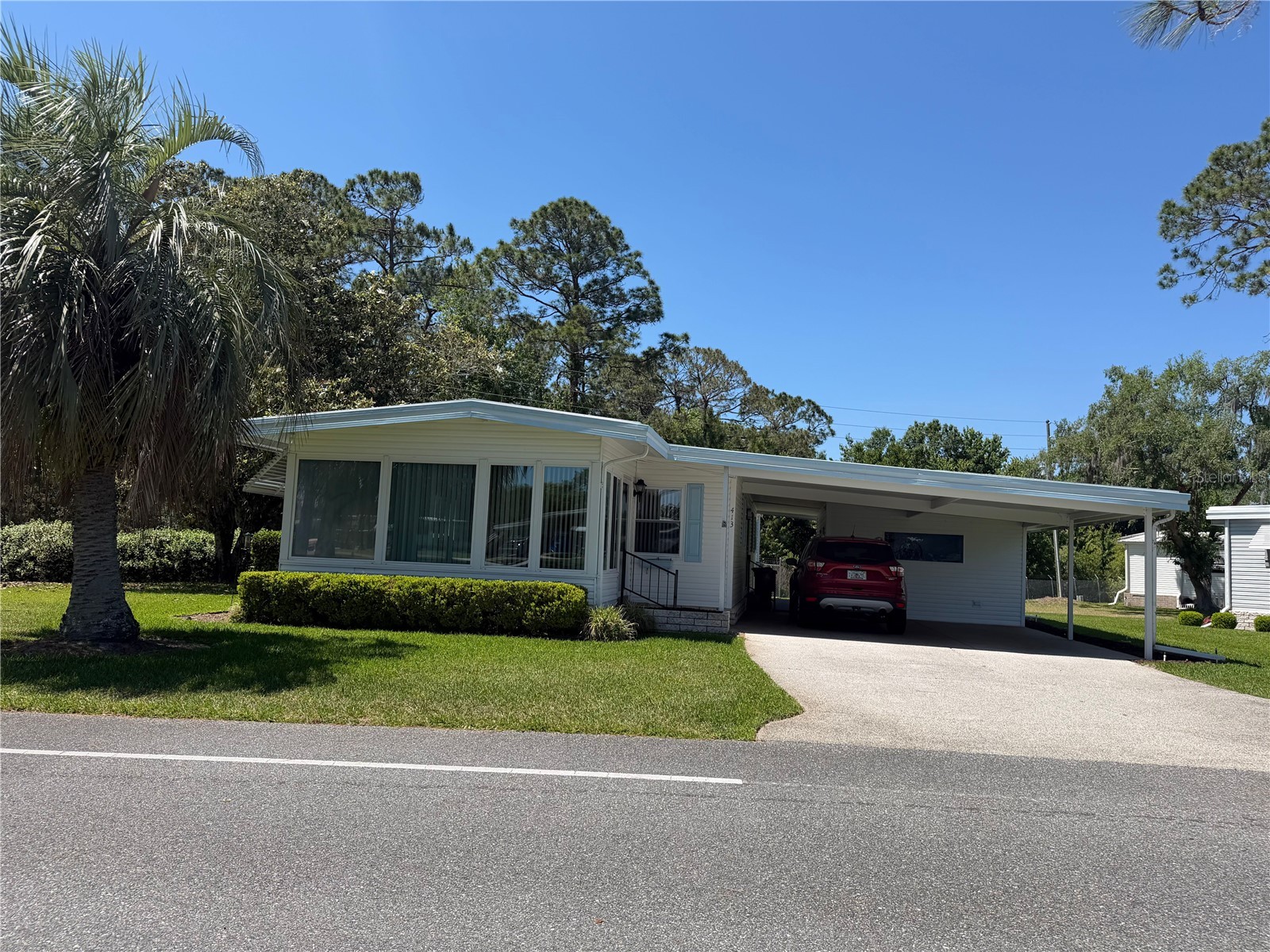 413 Hawthorne Boulevard Leesburg FL 34748 R4911092 image1