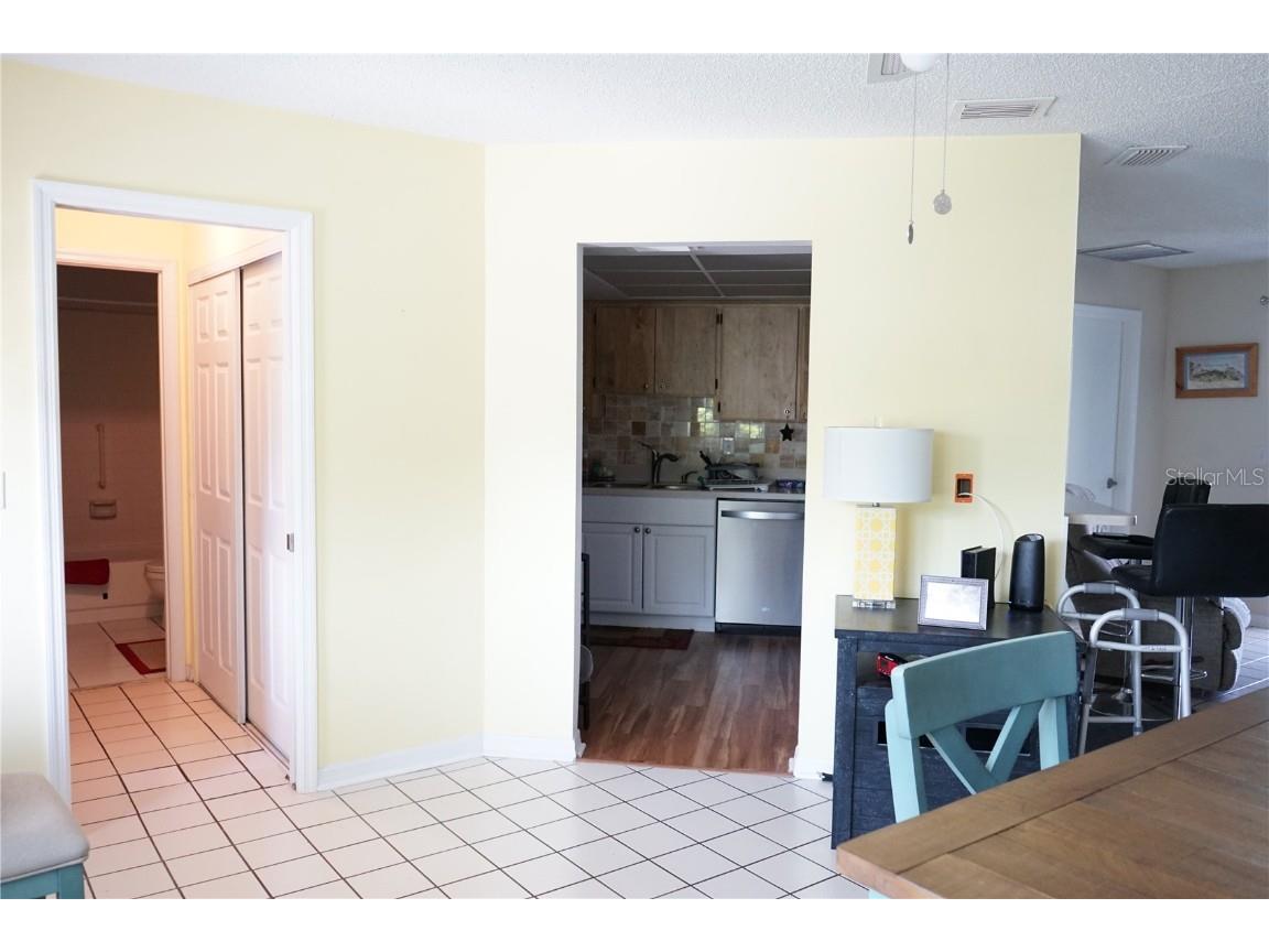 413 Lake Point Court #4B Sun City Center FL 33573 TB8392402 image19