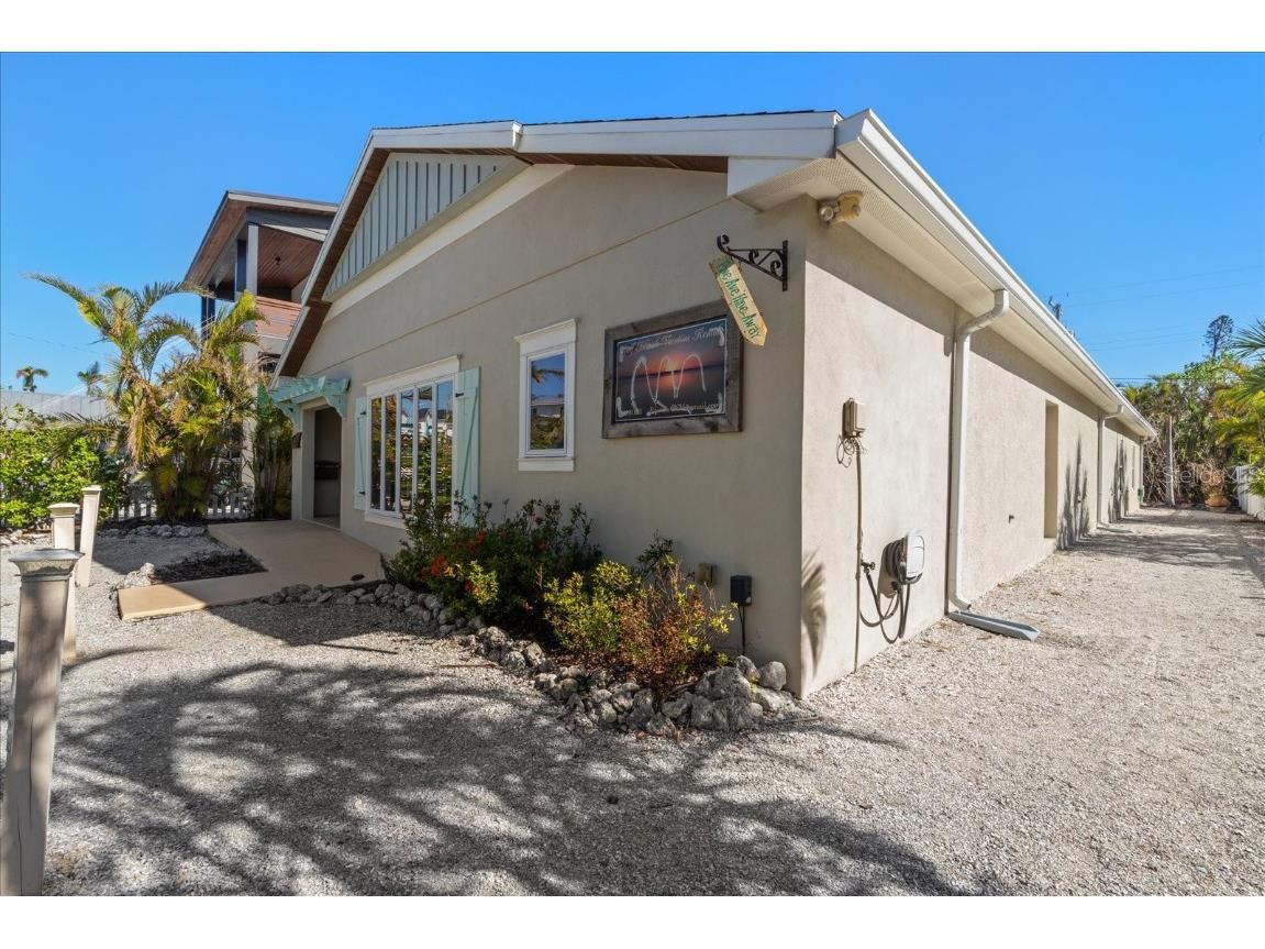 413 Pine Avenue Anna Maria FL 34216 TB8331745 image10