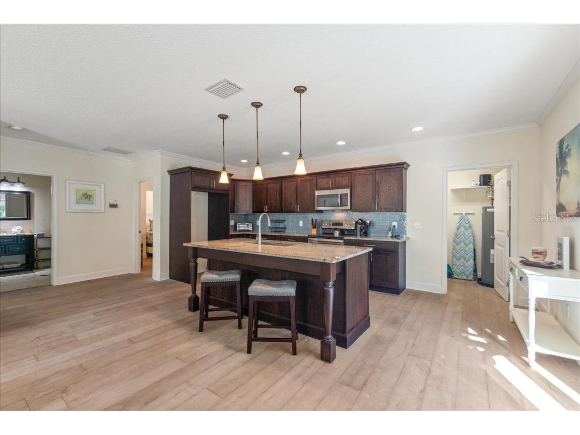 413 Pine Avenue Anna Maria FL 34216 TB8331745 image12