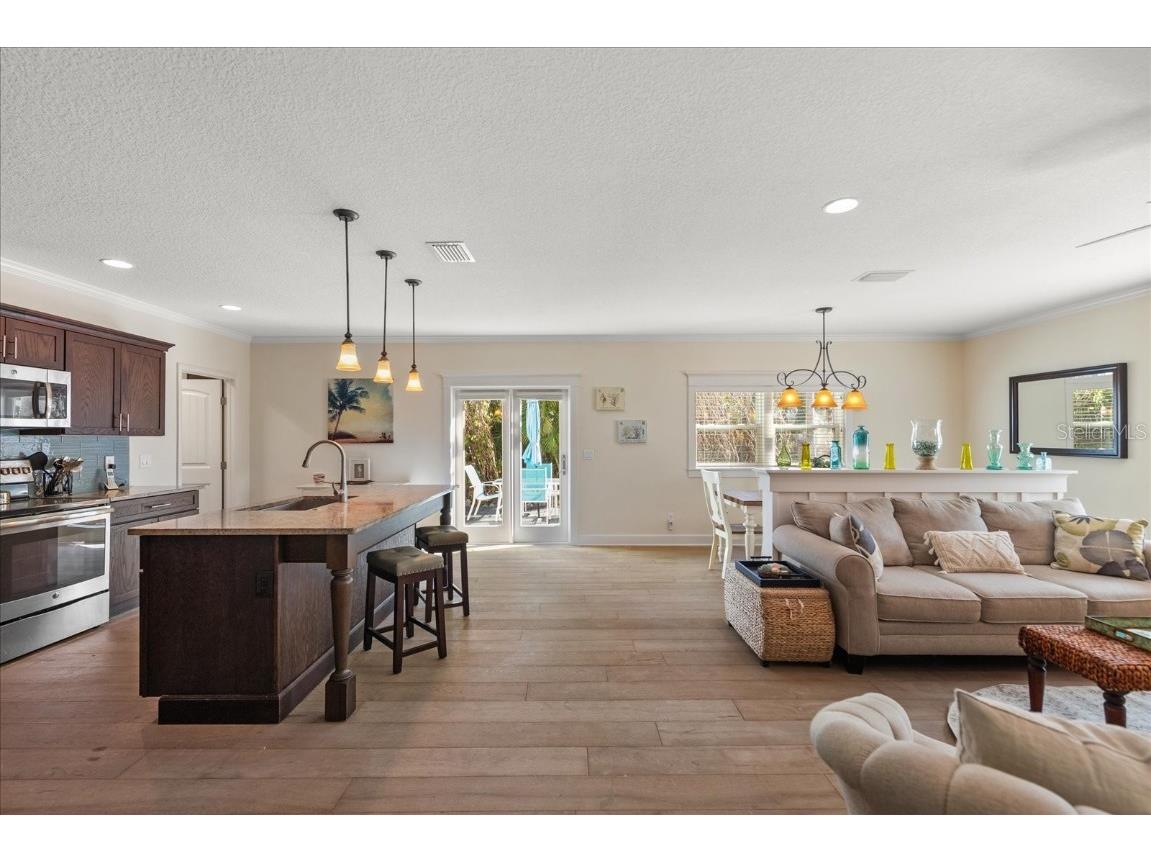 413 Pine Avenue Anna Maria FL 34216 TB8331745 image17