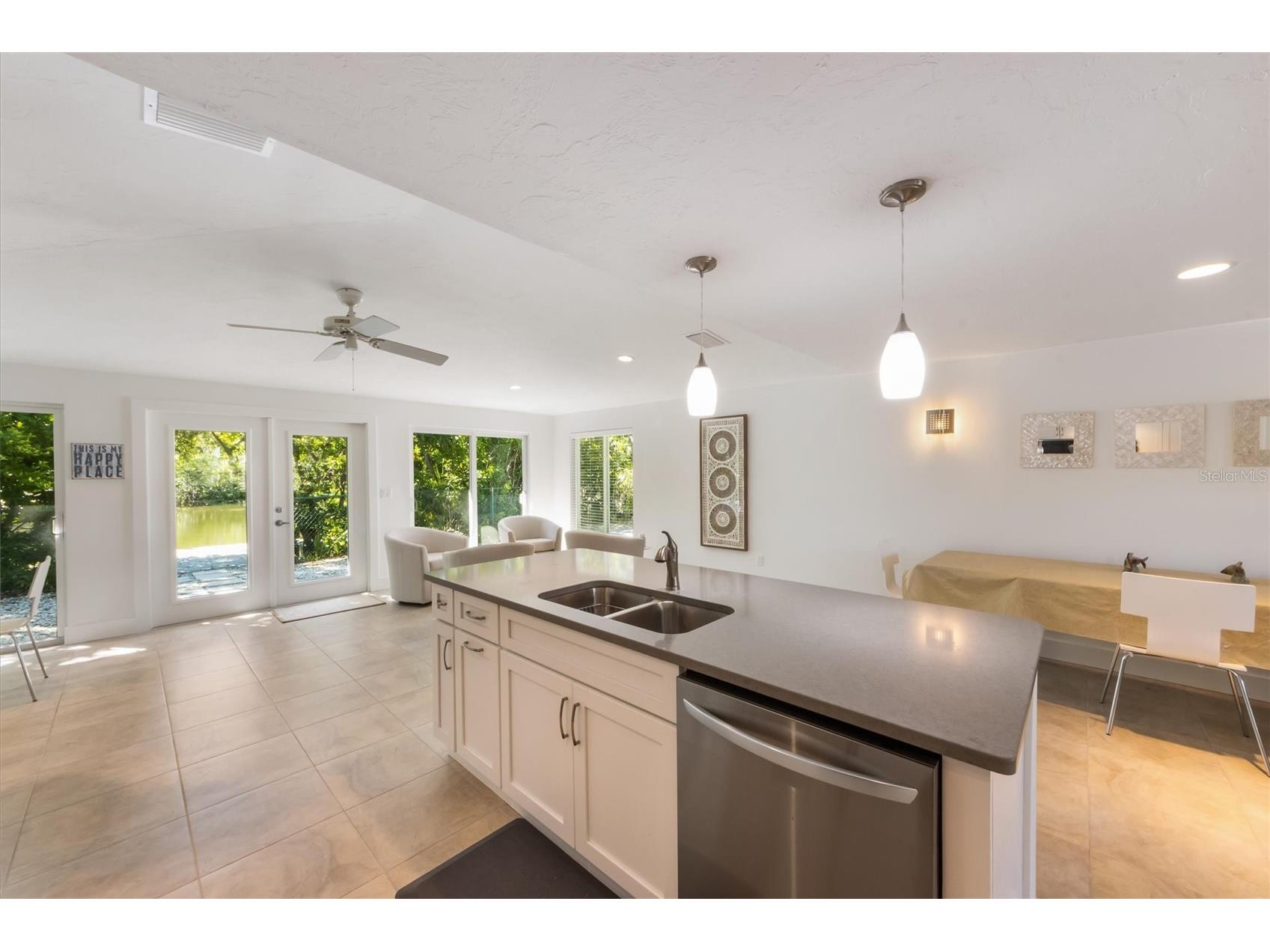 413 Poinsettia Road Anna Maria FL 34216 A4677921 image12