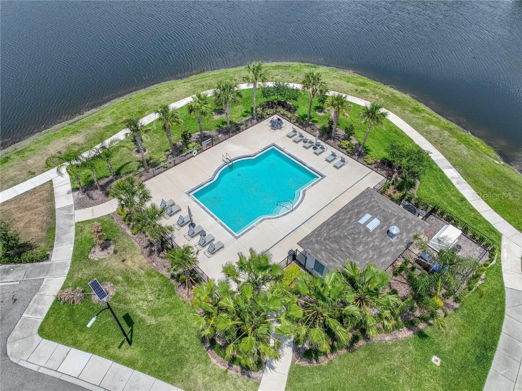 413 Royal Empress Drive Ruskin FL 33570 TB8381293 image2