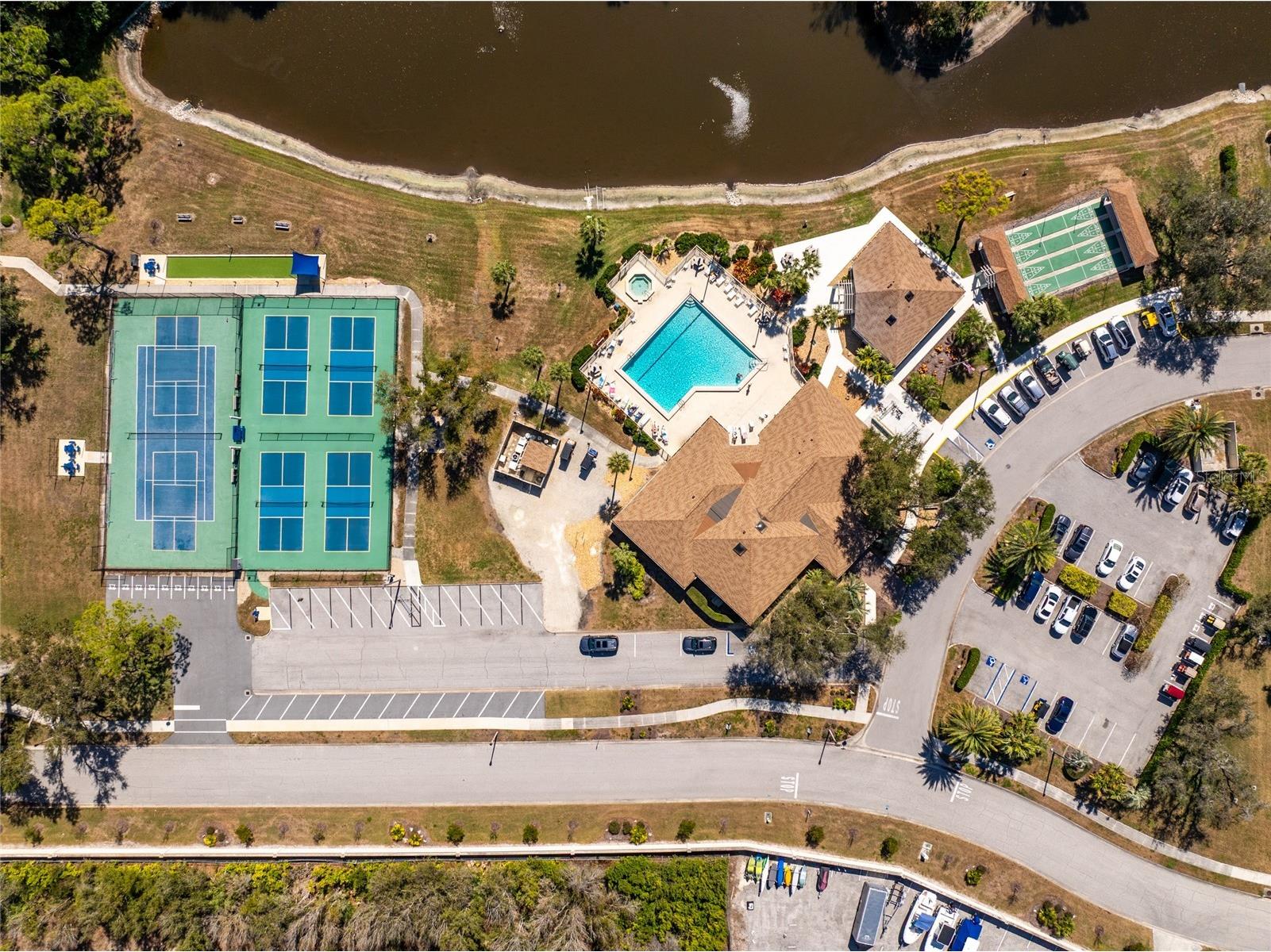 413 Tomoka Drive Englewood FL 34223 D6147558 image2