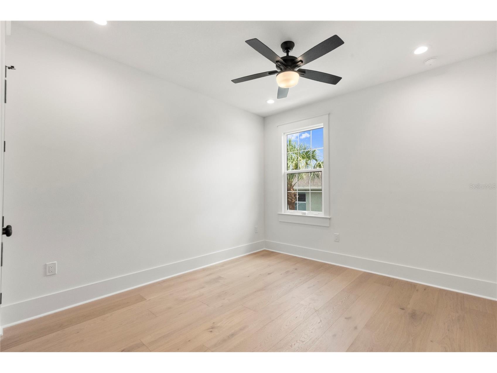 413 W Paris Street Tampa FL 33604 TB8526431 image47