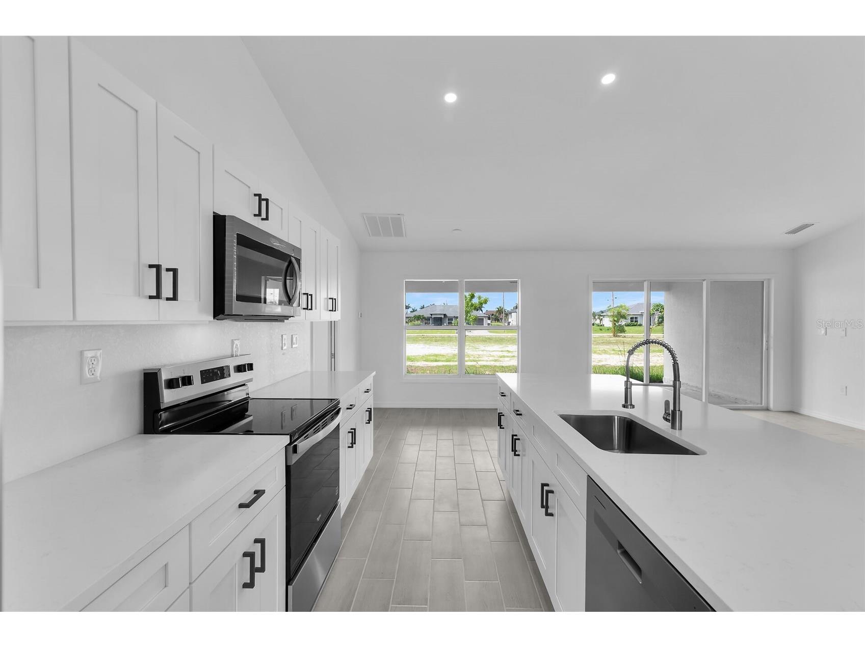 4130 NW 33rd Street Cape Coral FL 33993 C7527595 image5