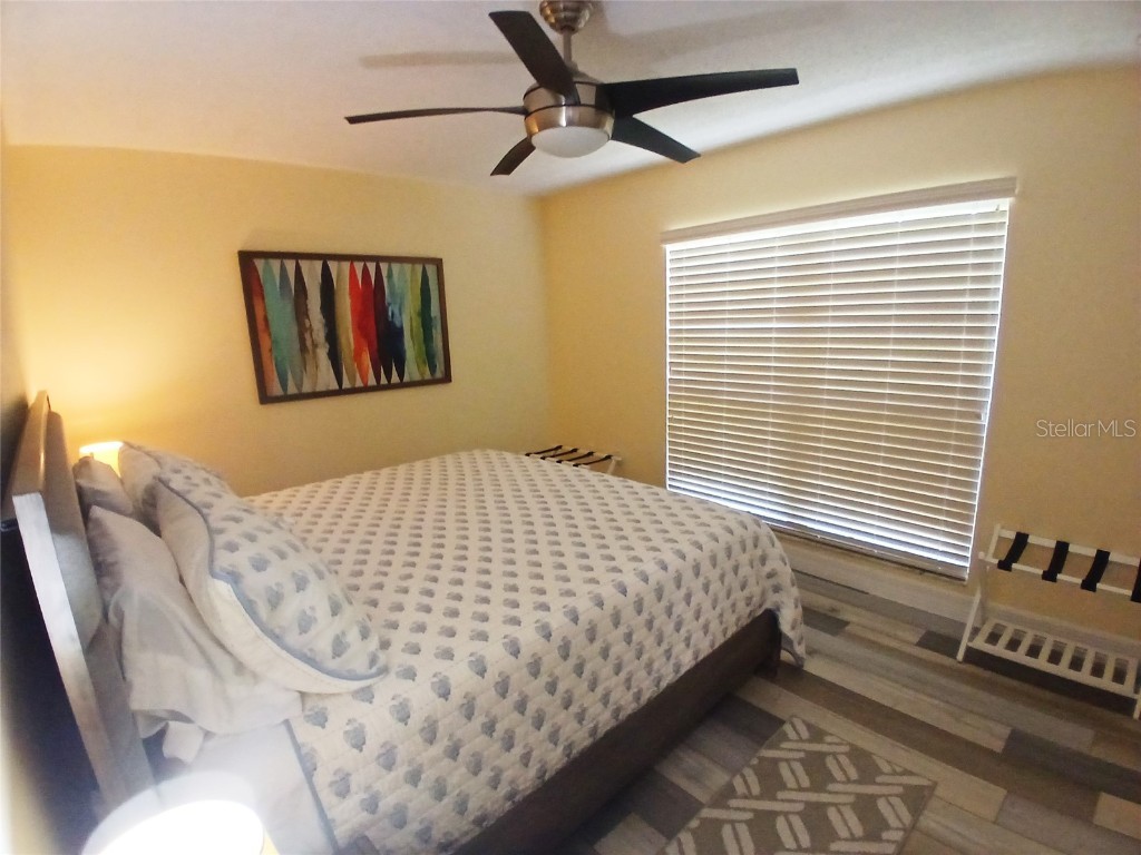 4131 Center Gate Boulevard Sarasota FL 34233 A4665389 image15