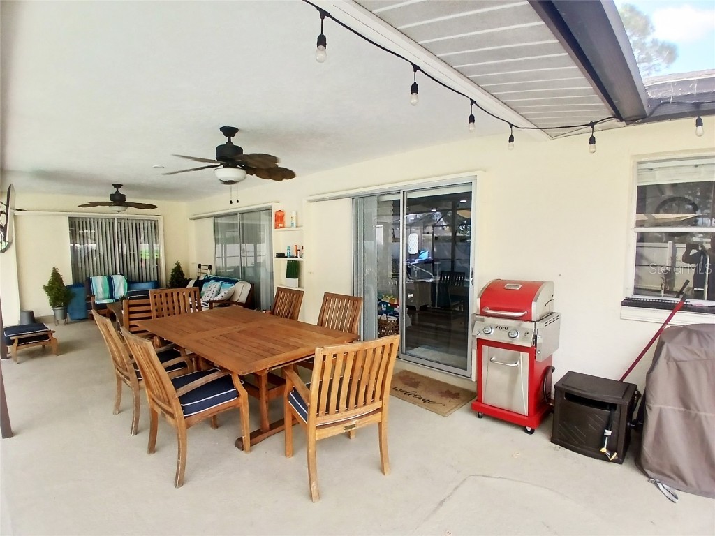 4131 Center Gate Boulevard Sarasota FL 34233 A4665389 image19