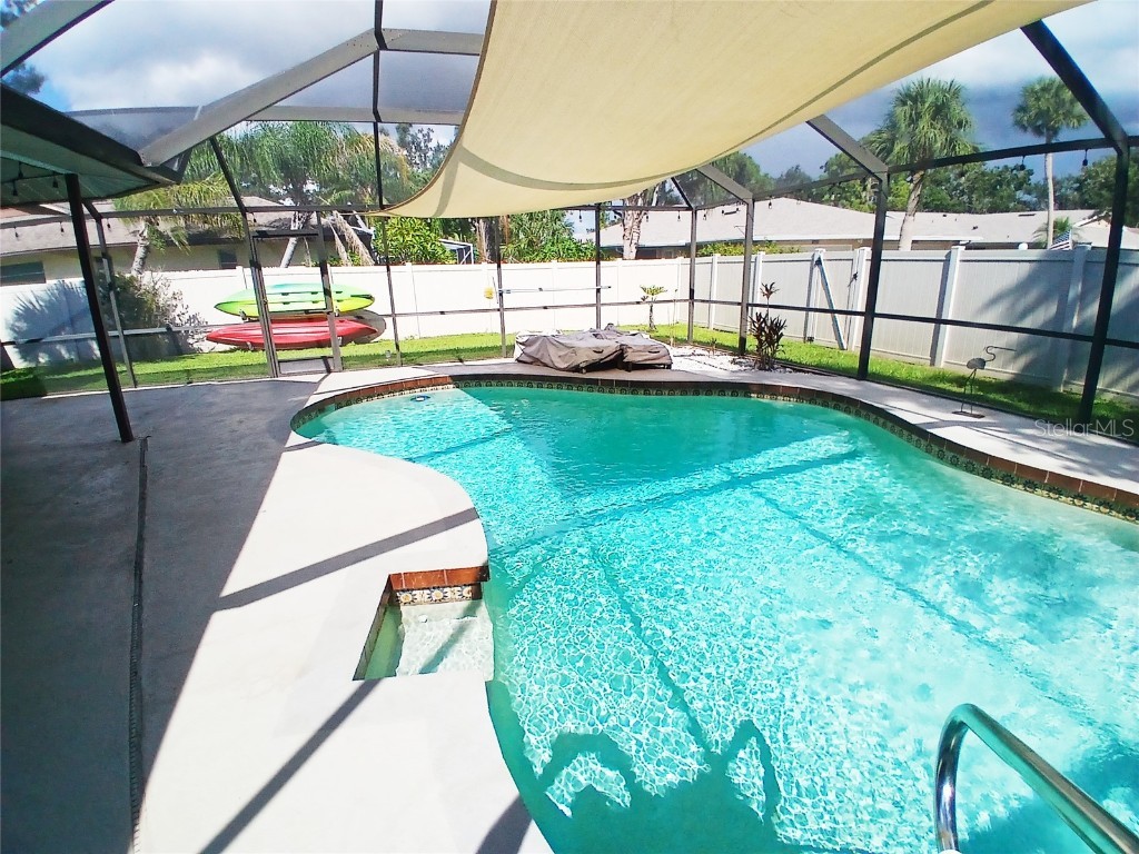 4131 Center Gate Boulevard Sarasota FL 34233 A4665389 image25