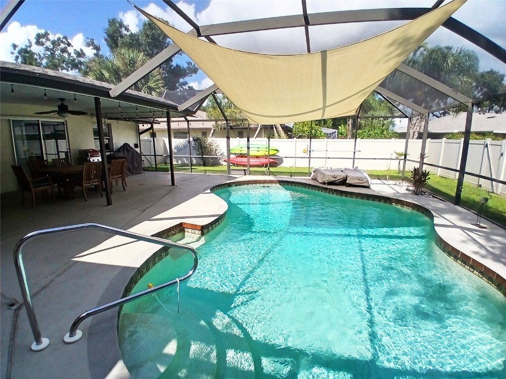 4131 Center Gate Boulevard Sarasota FL 34233 A4665389 image26