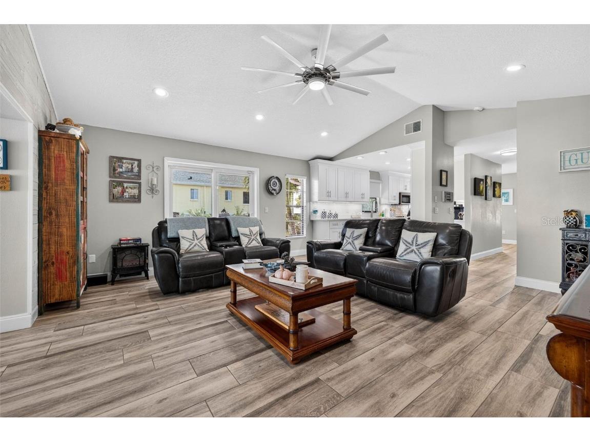 4131 Perry Place New Port Richey FL 34652 W7880627 image15