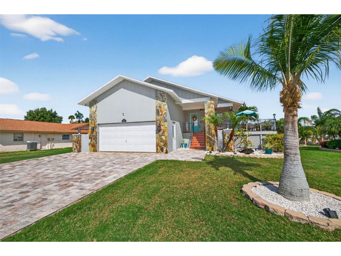 4131 Perry Place New Port Richey FL 34652 W7880627 image2