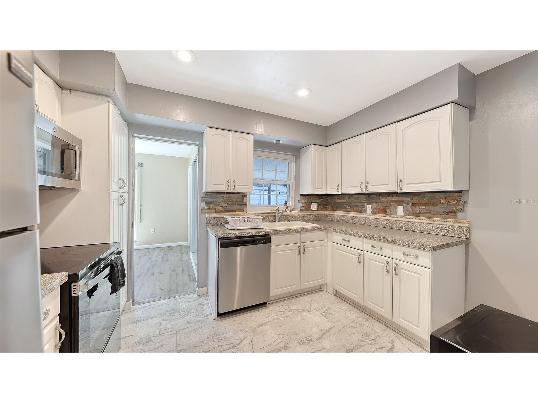 4131 Prudence Drive Sarasota FL 34235 A4693475 image15