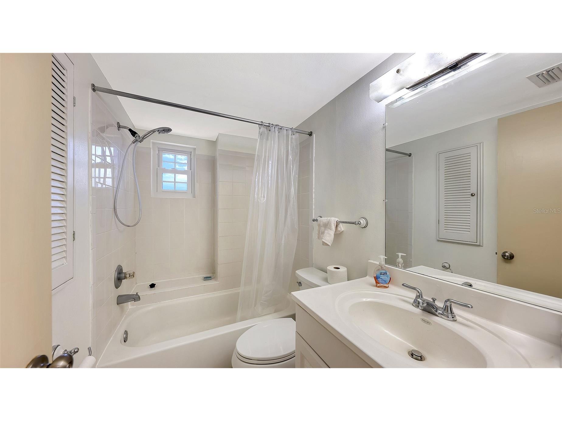 4131 Prudence Drive Sarasota FL 34235 A4693475 image29