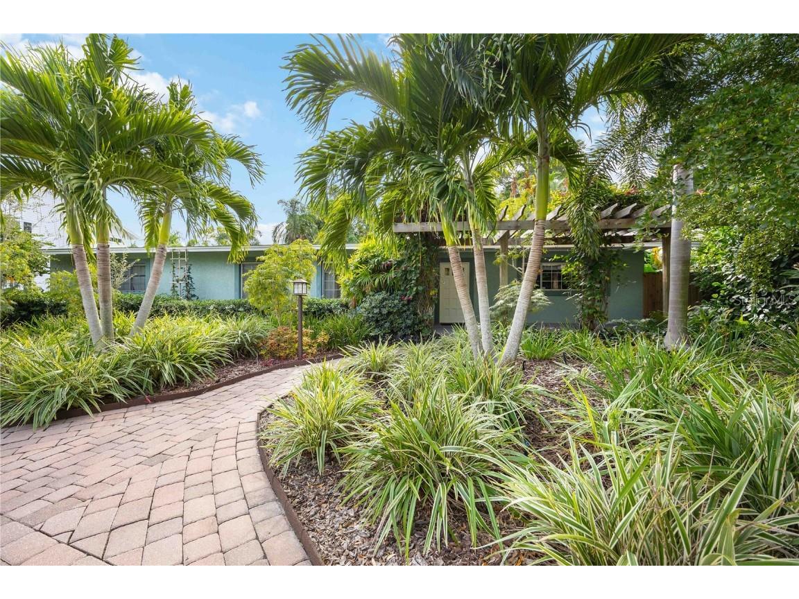 4131 Riverview Boulevard Bradenton FL 34209 A4592578 image1