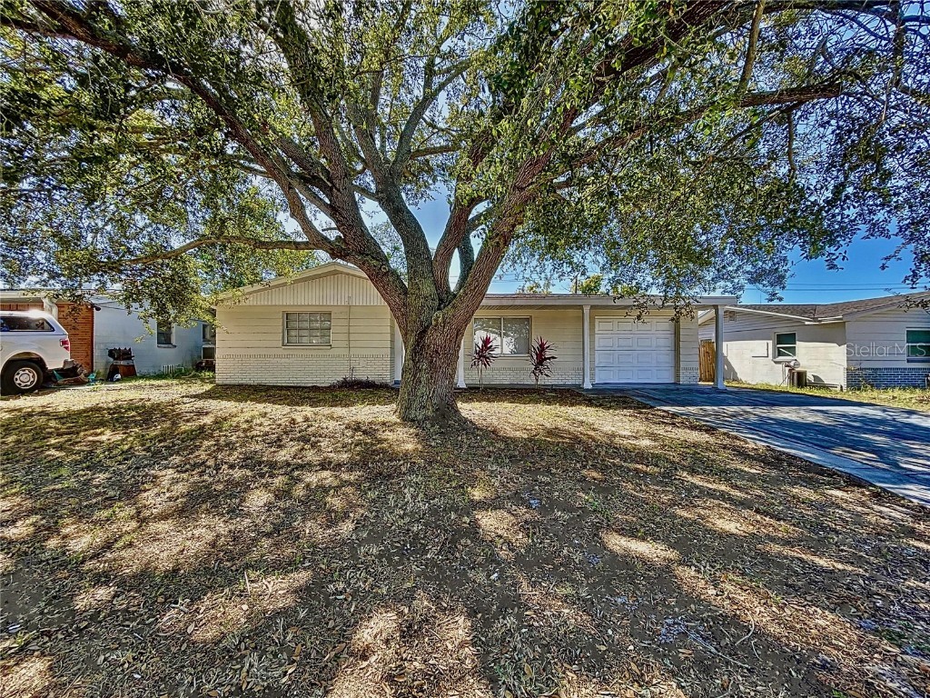 4132 Beacon Square Drive Holiday FL 34691 W7859446 image1
