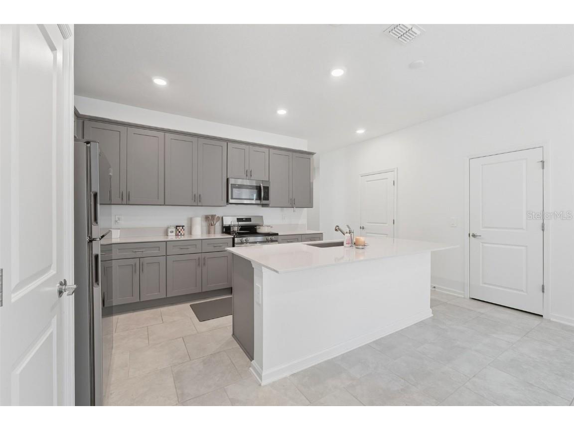 4132 Pino Street Apopka FL 32712 W7879023 image12