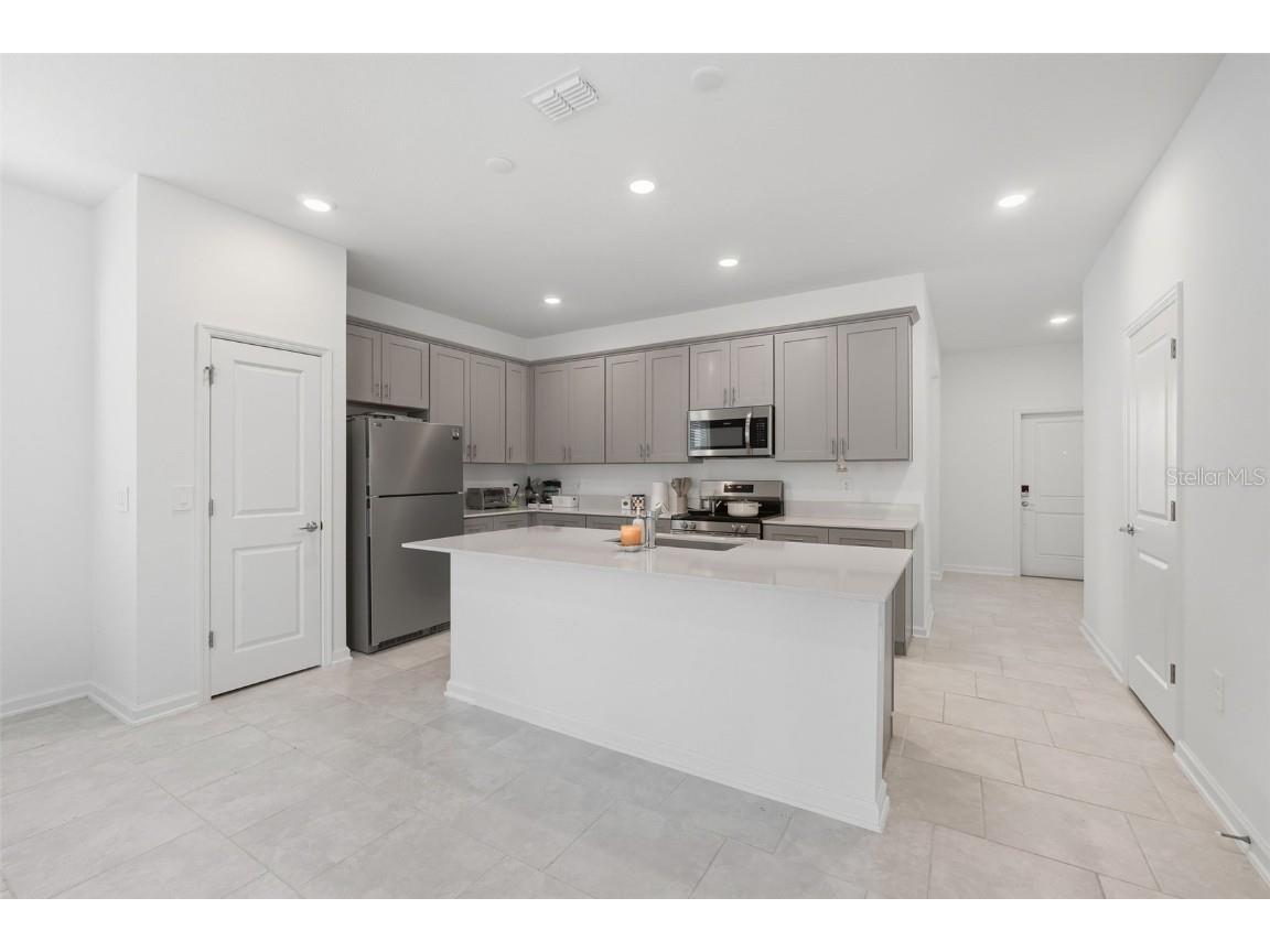 4132 Pino Street Apopka FL 32712 W7879023 image14