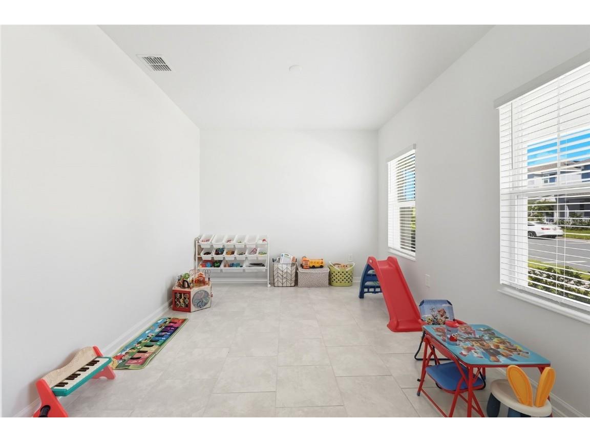 4132 Pino Street Apopka FL 32712 W7879023 image6