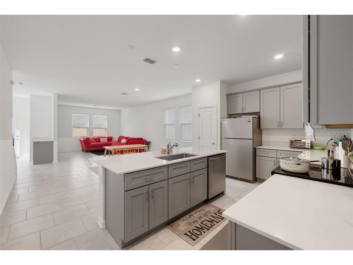 4132 Pino Street Apopka FL 32712 W7879023 image8