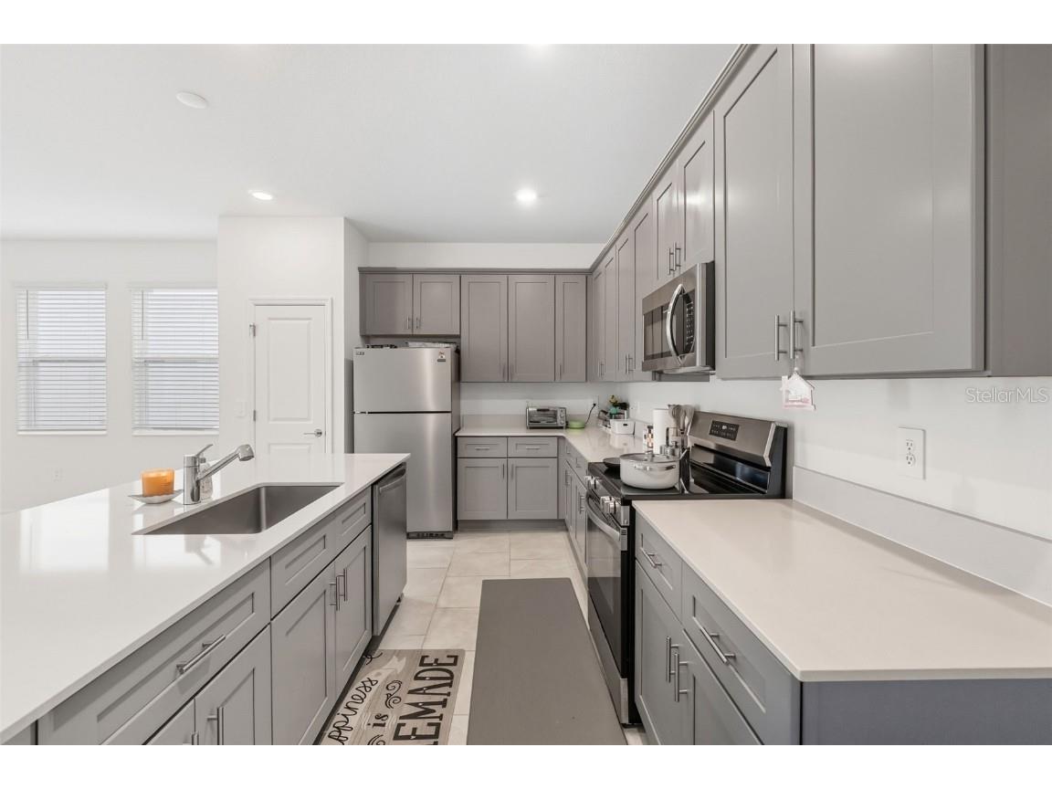 4132 Pino Street Apopka FL 32712 W7879023 image9