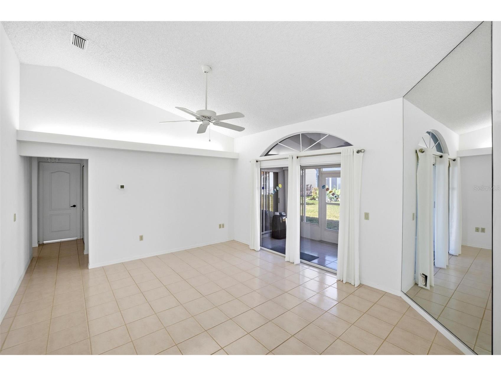 4132 Salernes Avenue #3095 Sarasota FL 34233 C7521794 image6