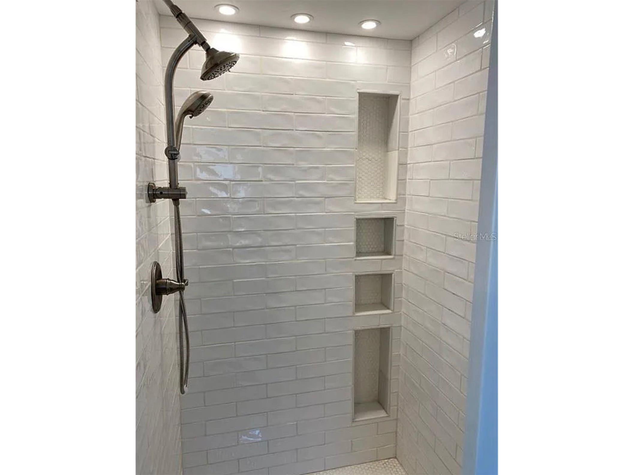 4133 3rd Avenue N Saint Petersburg FL 33713 TB8467966 image27