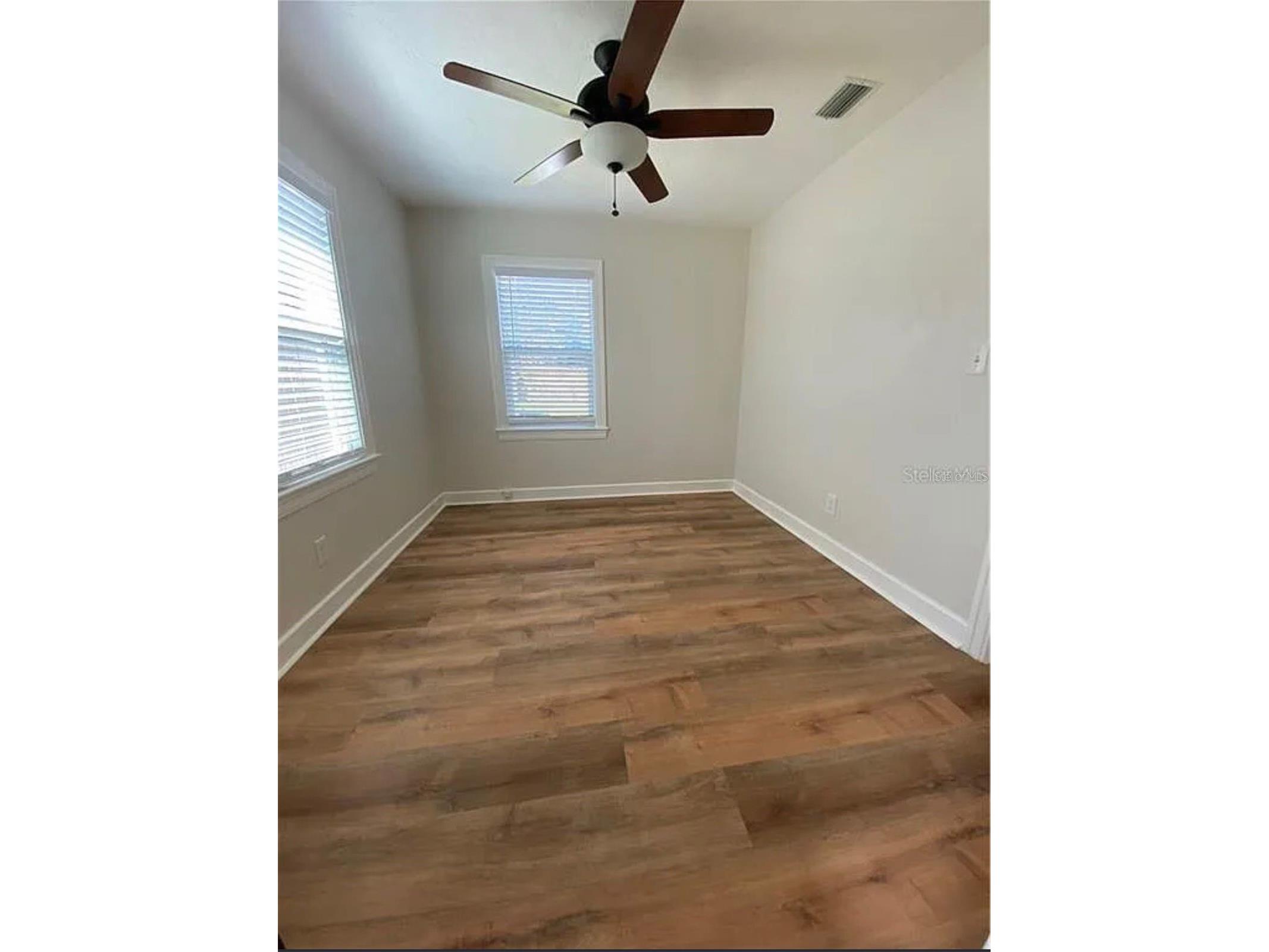 4133 3rd Avenue N Saint Petersburg FL 33713 TB8467966 image31