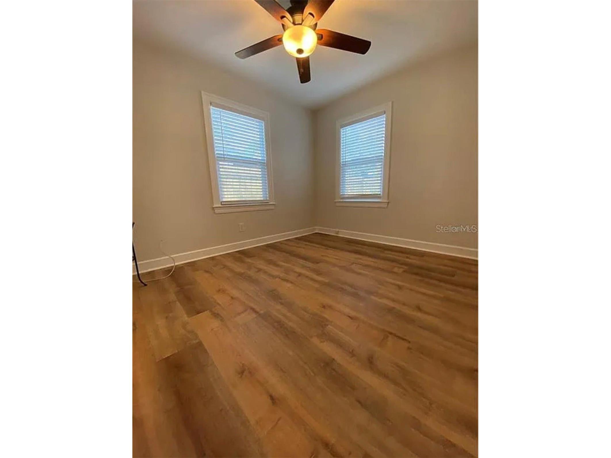 4133 3rd Avenue N Saint Petersburg FL 33713 TB8467966 image32