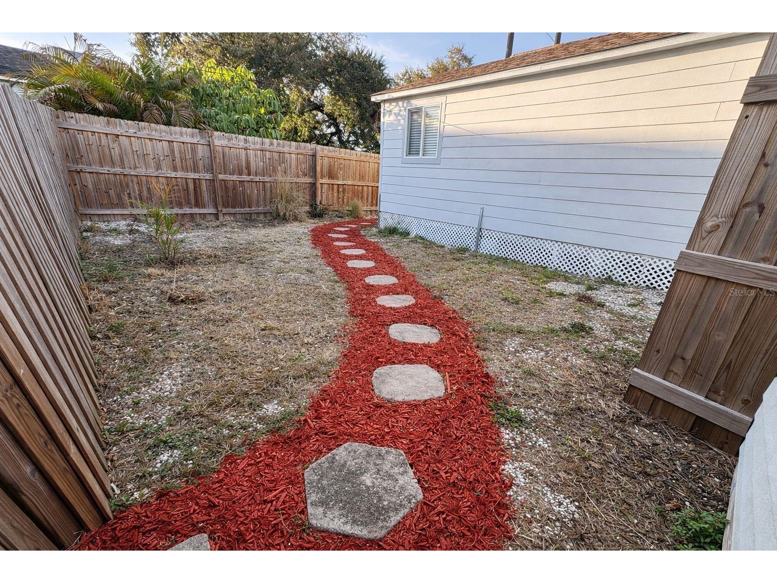 4133 3rd Avenue N Saint Petersburg FL 33713 TB8467966 image42
