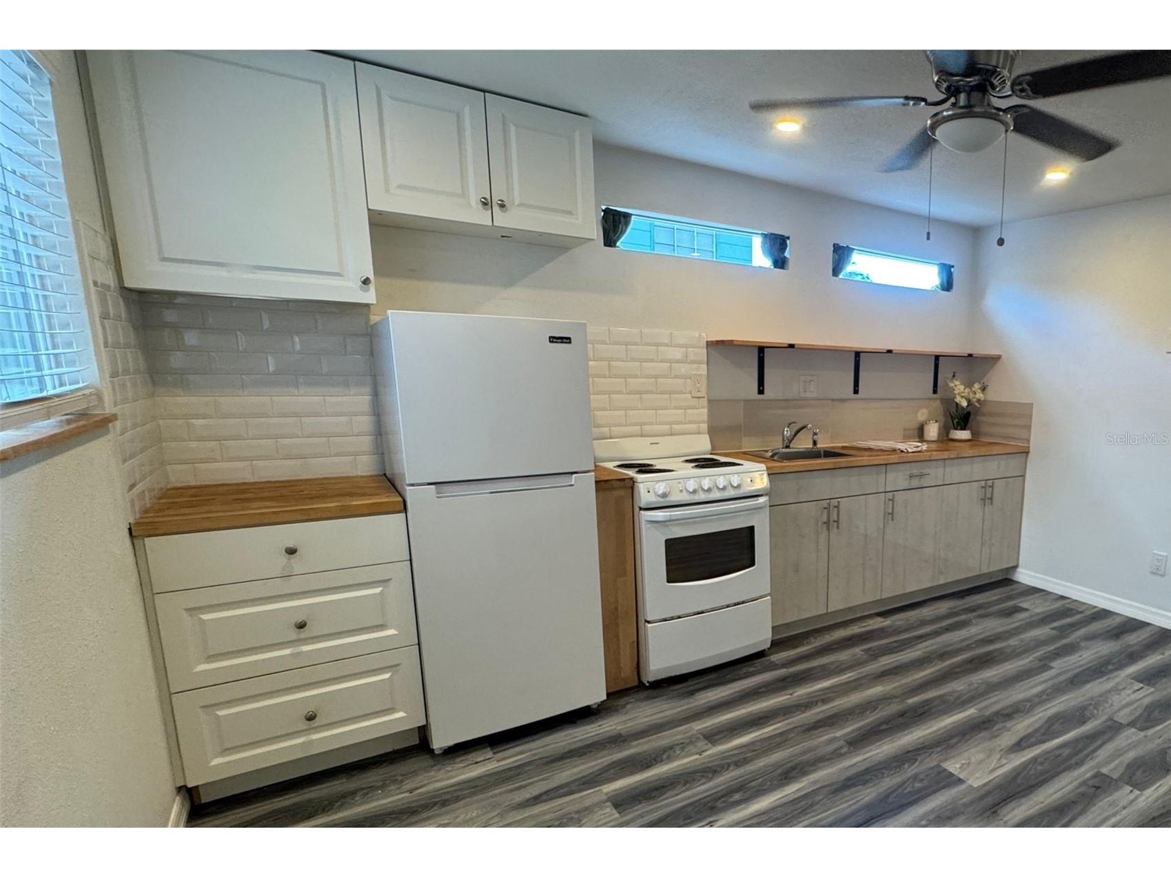 4133 3rd Avenue N Saint Petersburg FL 33713 TB8467966 image46