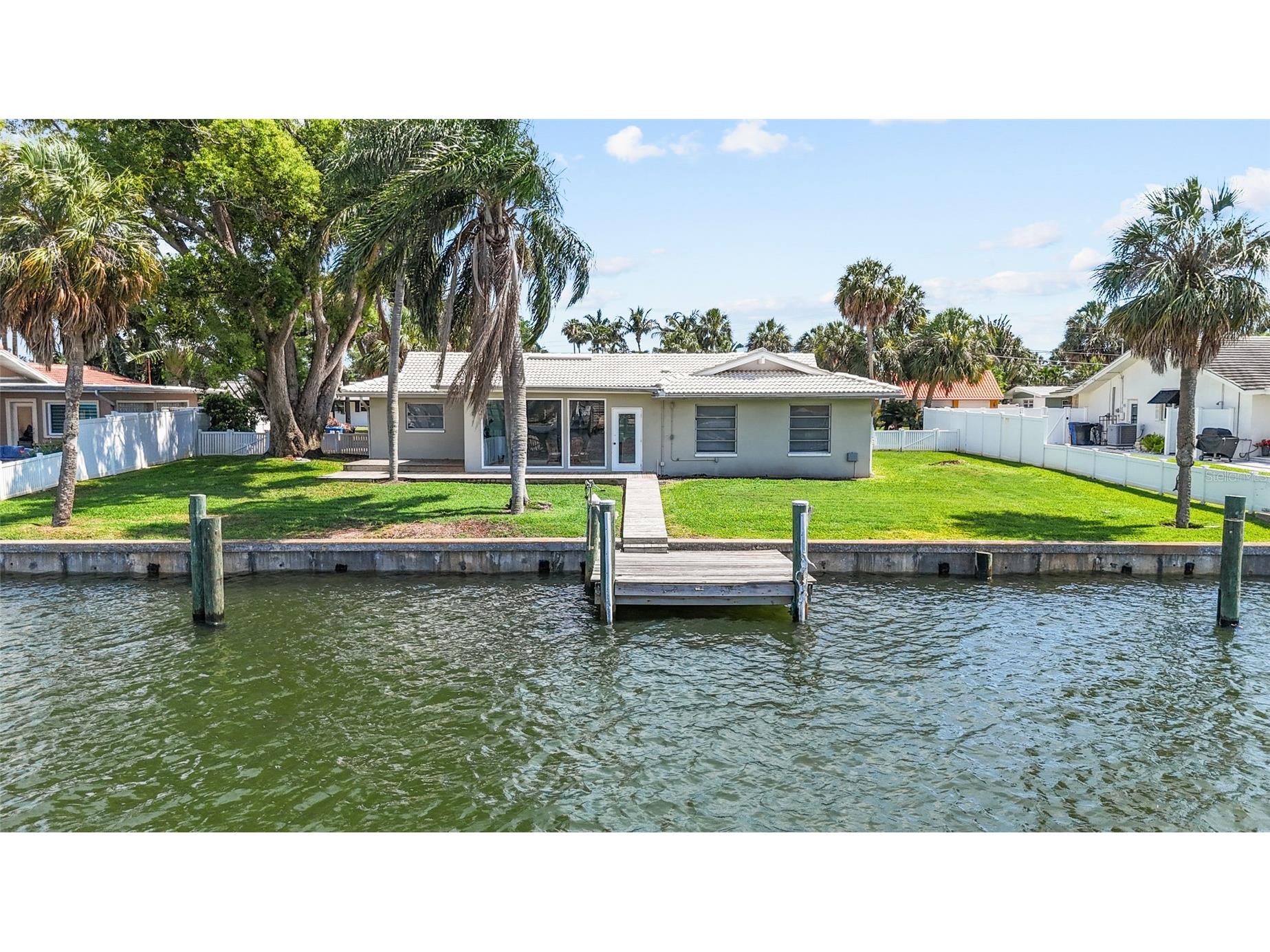 4133 49th Avenue S Saint Petersburg FL 33711 TB8512982 image25