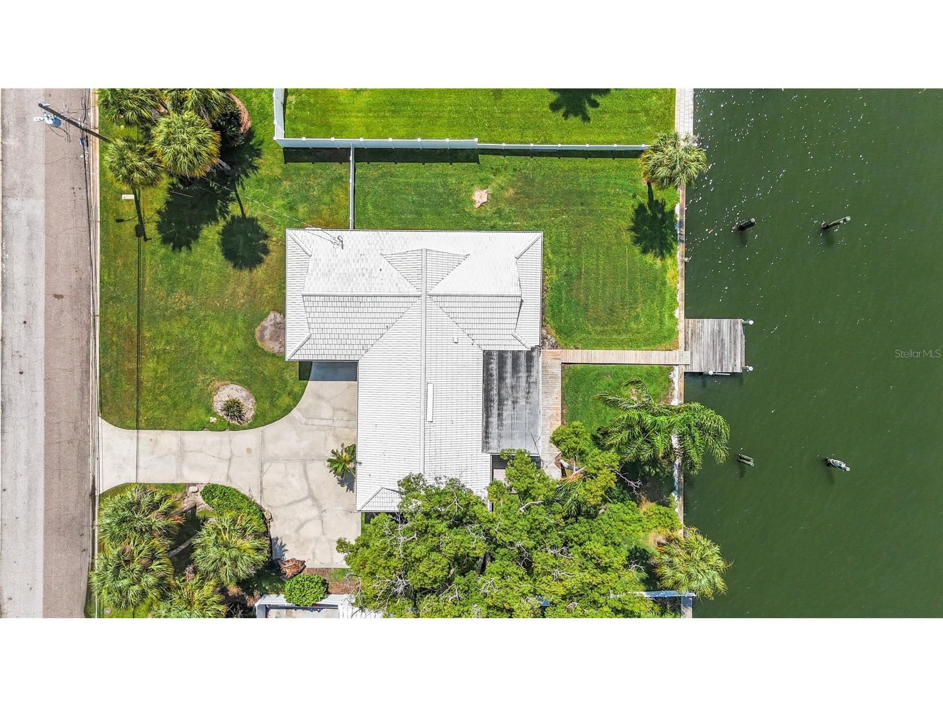 4133 49th Avenue S Saint Petersburg FL 33711 TB8512982 image28