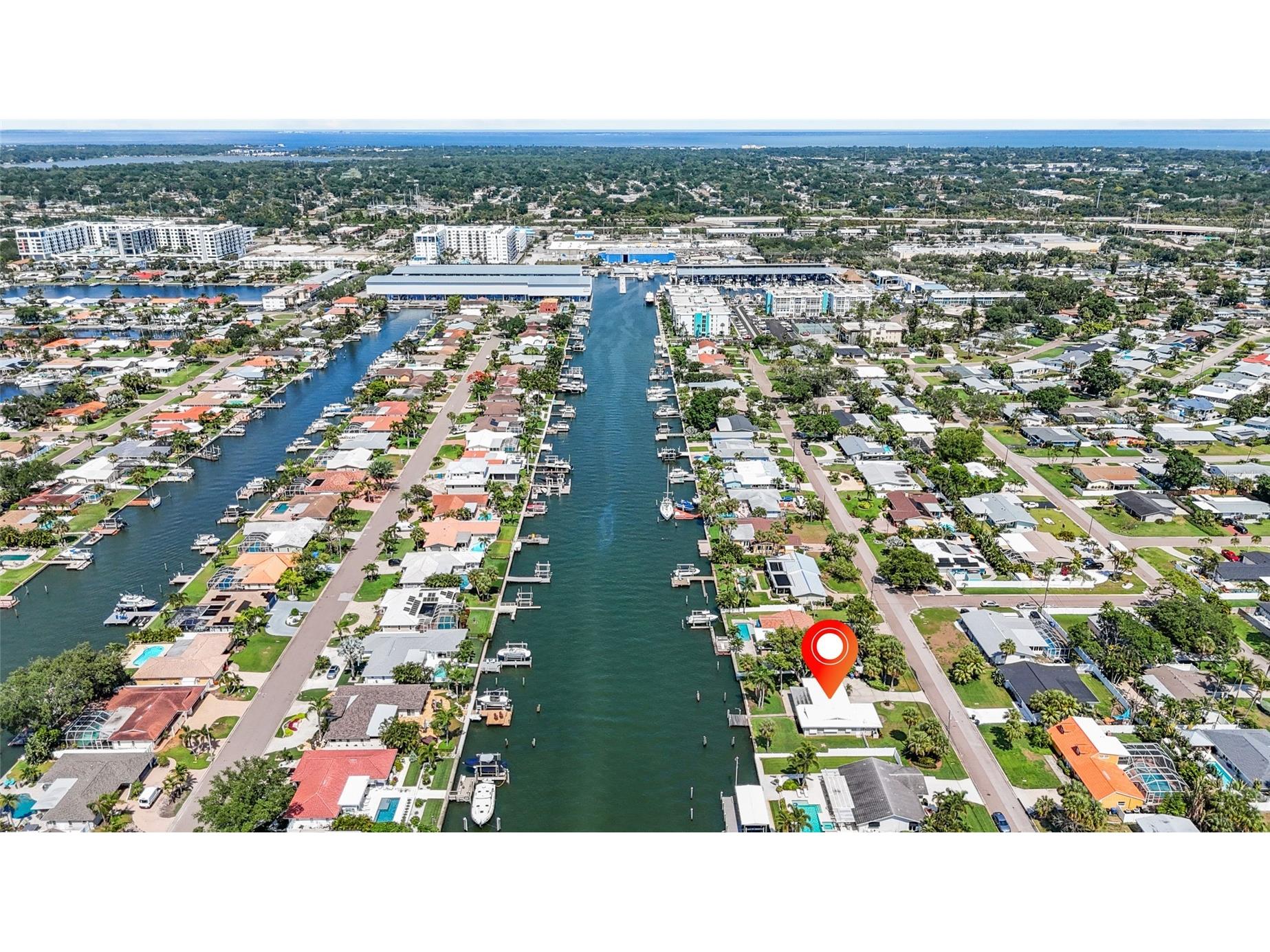 4133 49th Avenue S Saint Petersburg FL 33711 TB8512982 image32