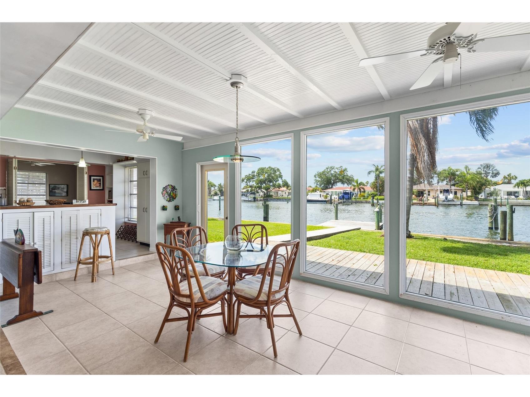 4133 49th Avenue S Saint Petersburg FL 33711 TB8512982 image5