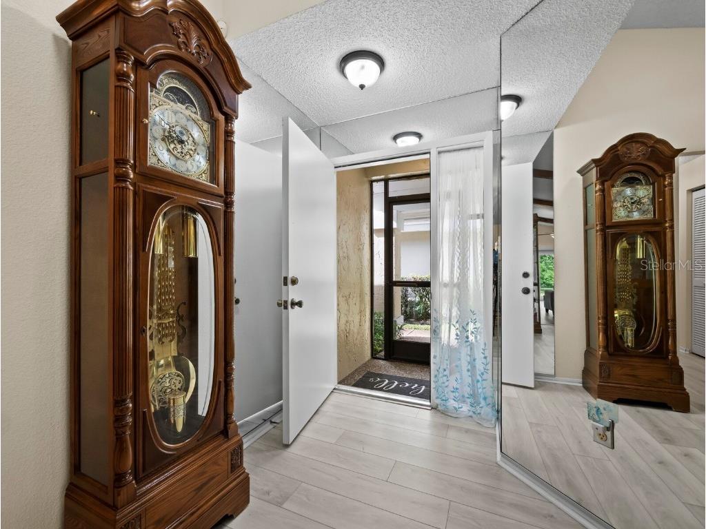 4133 Carriage Drive #18 Sarasota FL 34241 A4668329 image6