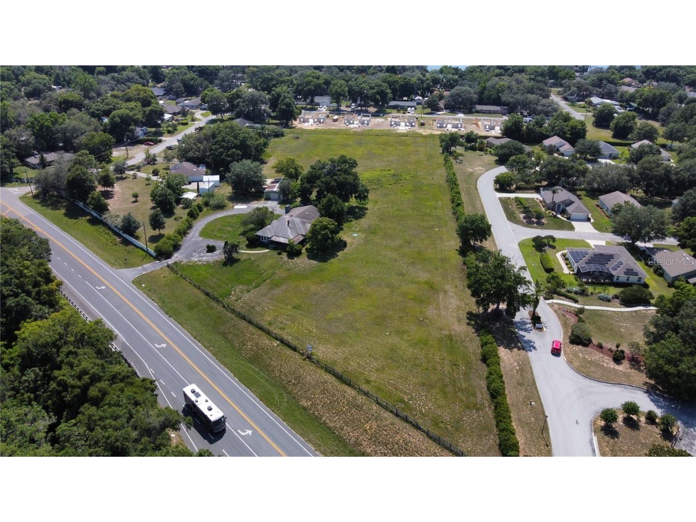 41333 State Road 19 Umatilla FL 32784 OM679313 image1