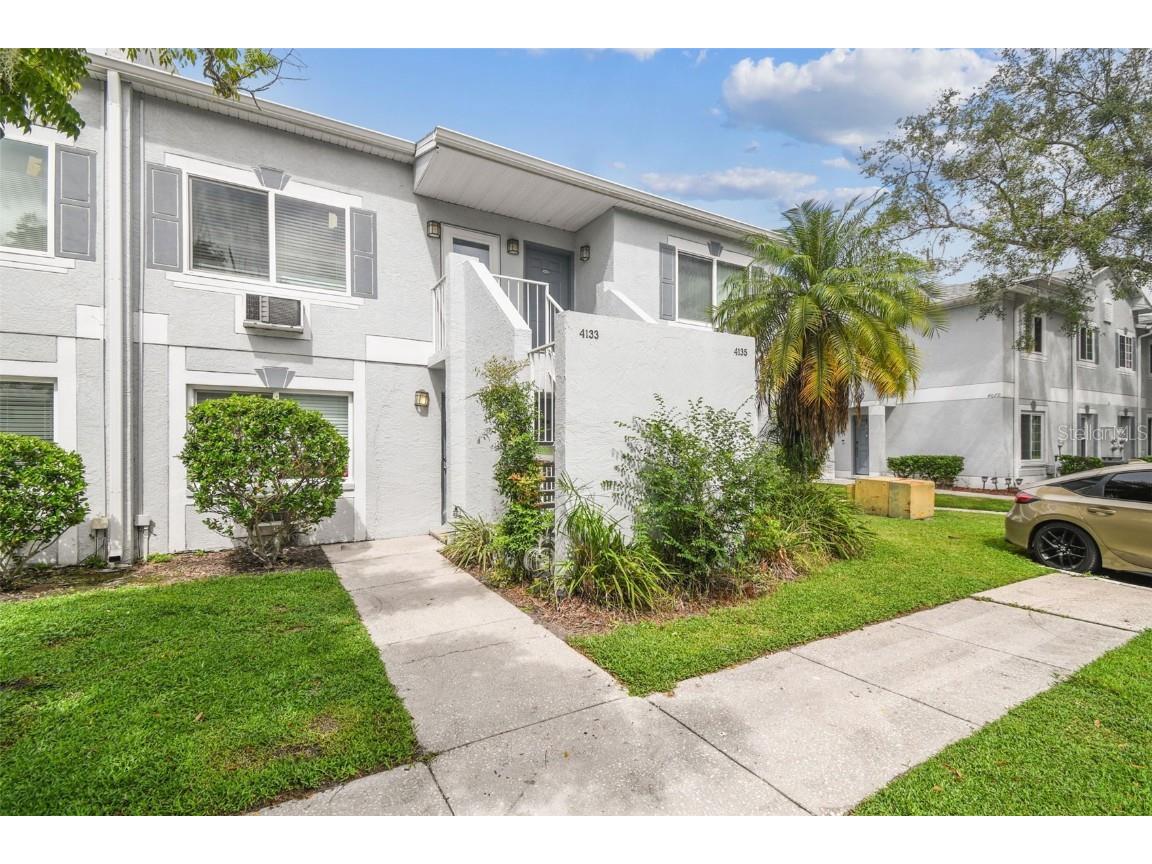 4134 Dolphin Drive Tampa FL 33617 TB8427093 image1