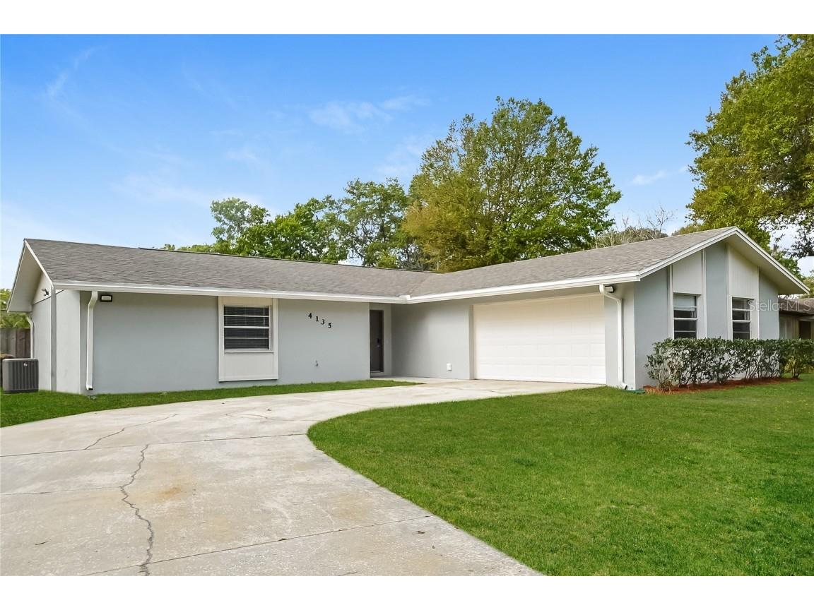 4135 Old Colony Road, Mulberry, FL, 33860 | MLS: O6367044 | Edina Realty