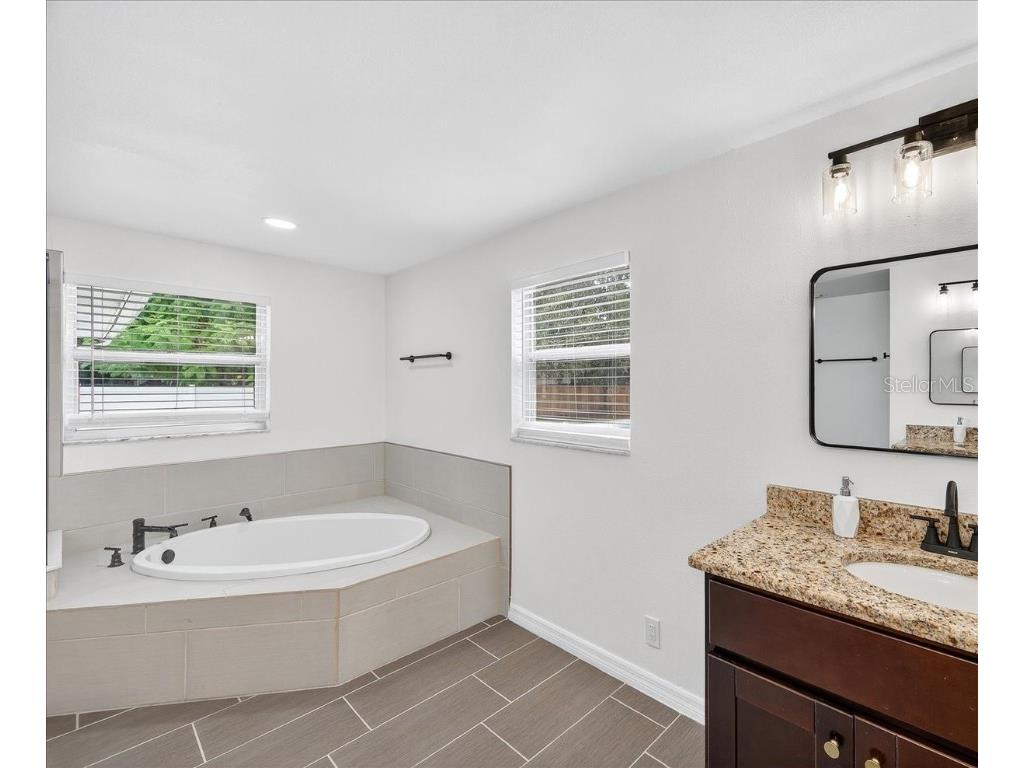 4135 Orange Avenue Mulberry FL 33860 TB8430945 image43