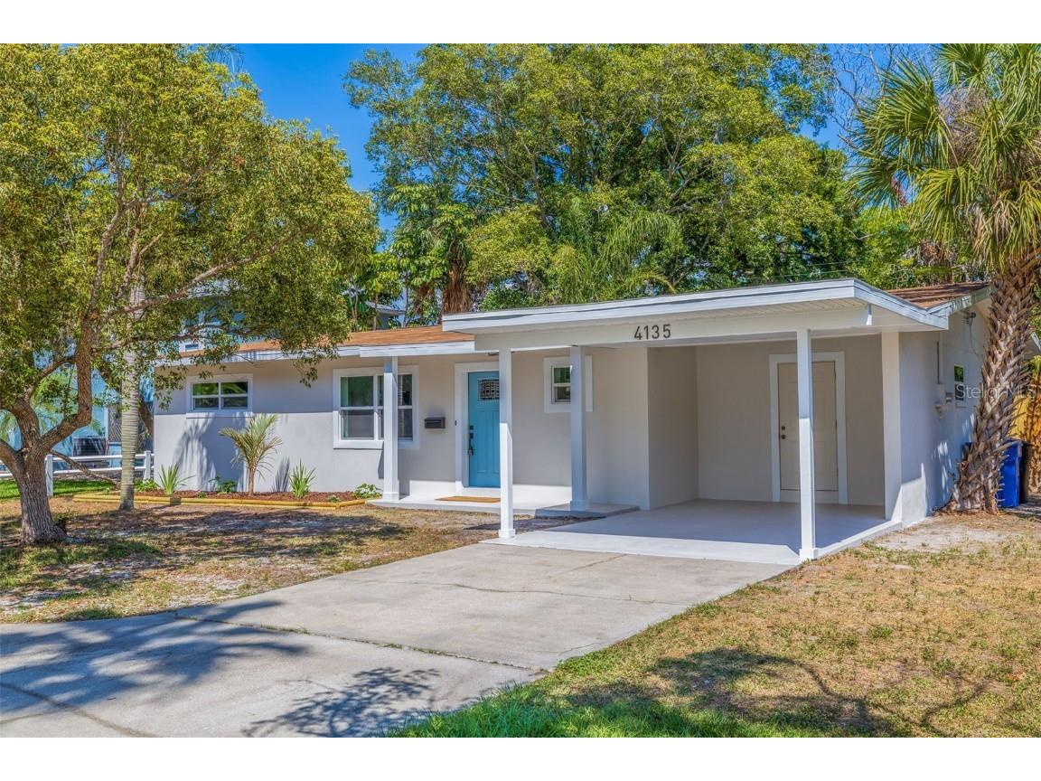 4135 Shore Acres Boulevard NE Saint Petersburg FL 33703 U8196476 image1